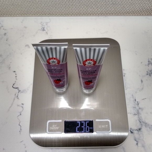 2 First Aid Beauty FAB KP Bump Eraser Body Scrub 10% AHA 1oz Fresh Strawberry - Picture 4 of 4